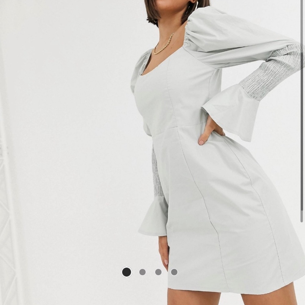 MISSGUIDED SAGE GREEN SQUARE NECK PUFF
SHIRRED SLEEVE MINI DRESS